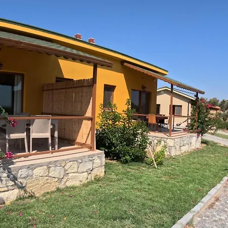 Oezlemkoey Ciftlik Holiday home *